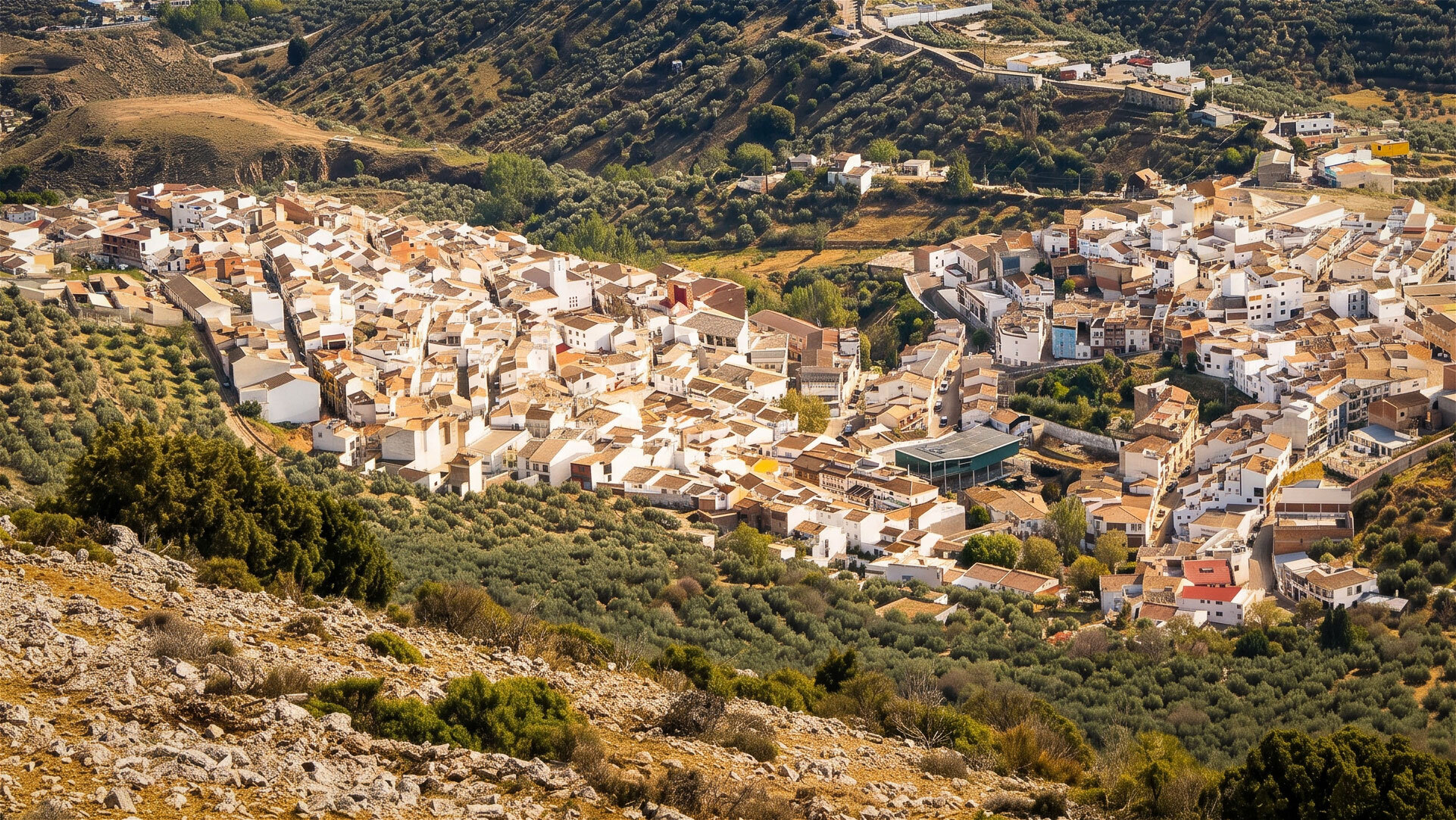 Bélmez de la Moraleda im Naturpark Sierra Mágina