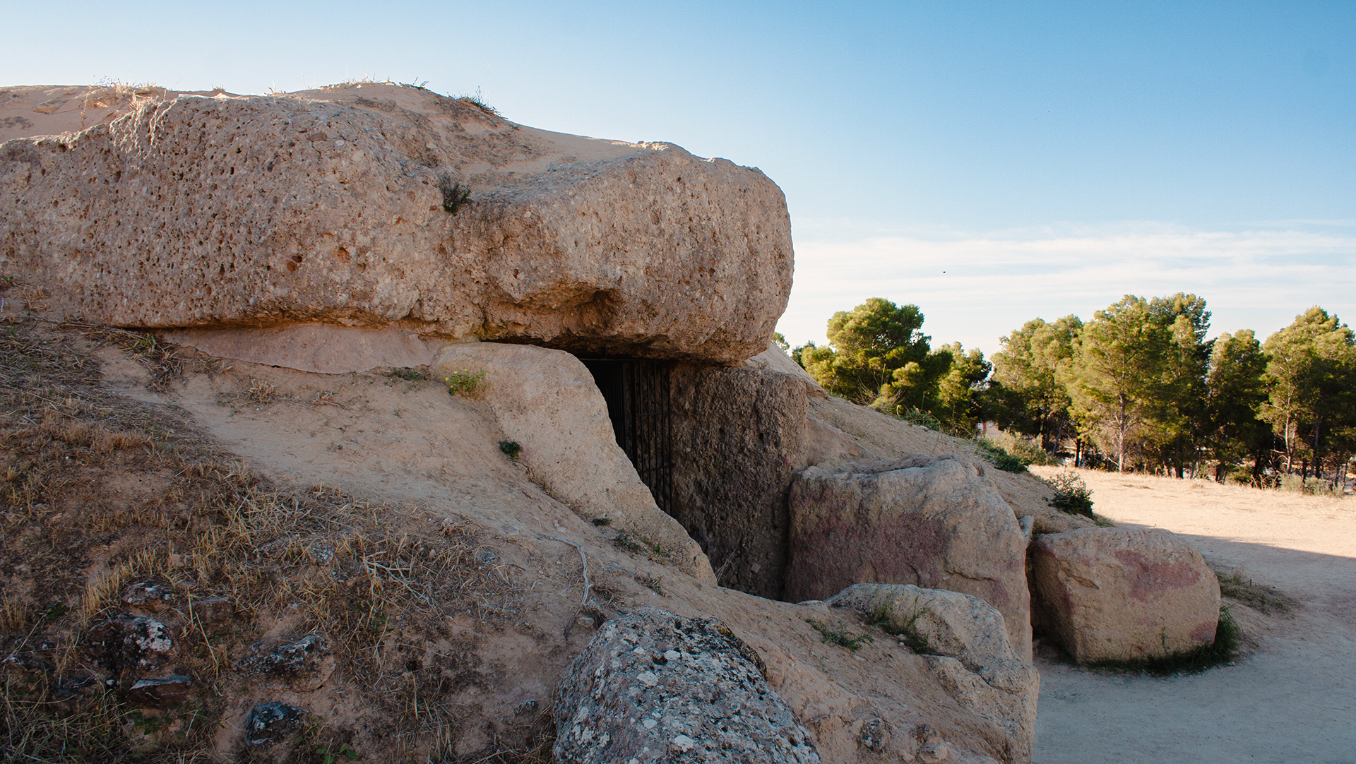 Der Dolmen de Menga bei Antequera