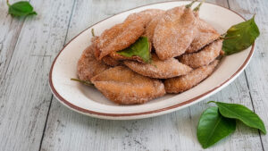 In der Semana Santa werden die Papajotes in vielen Familienküchen frittiert.
