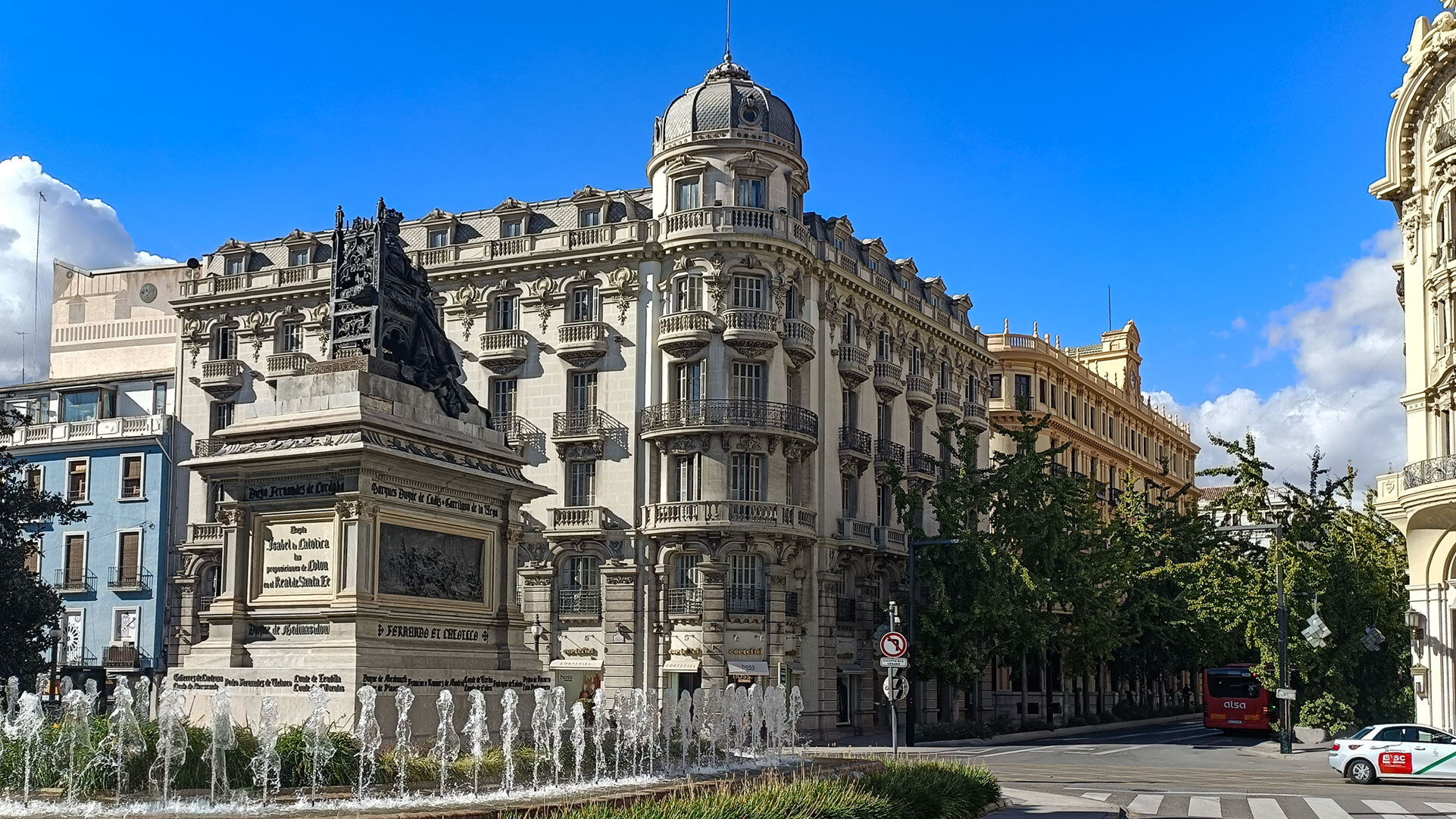 Plaza Isabel la Católica in Granada