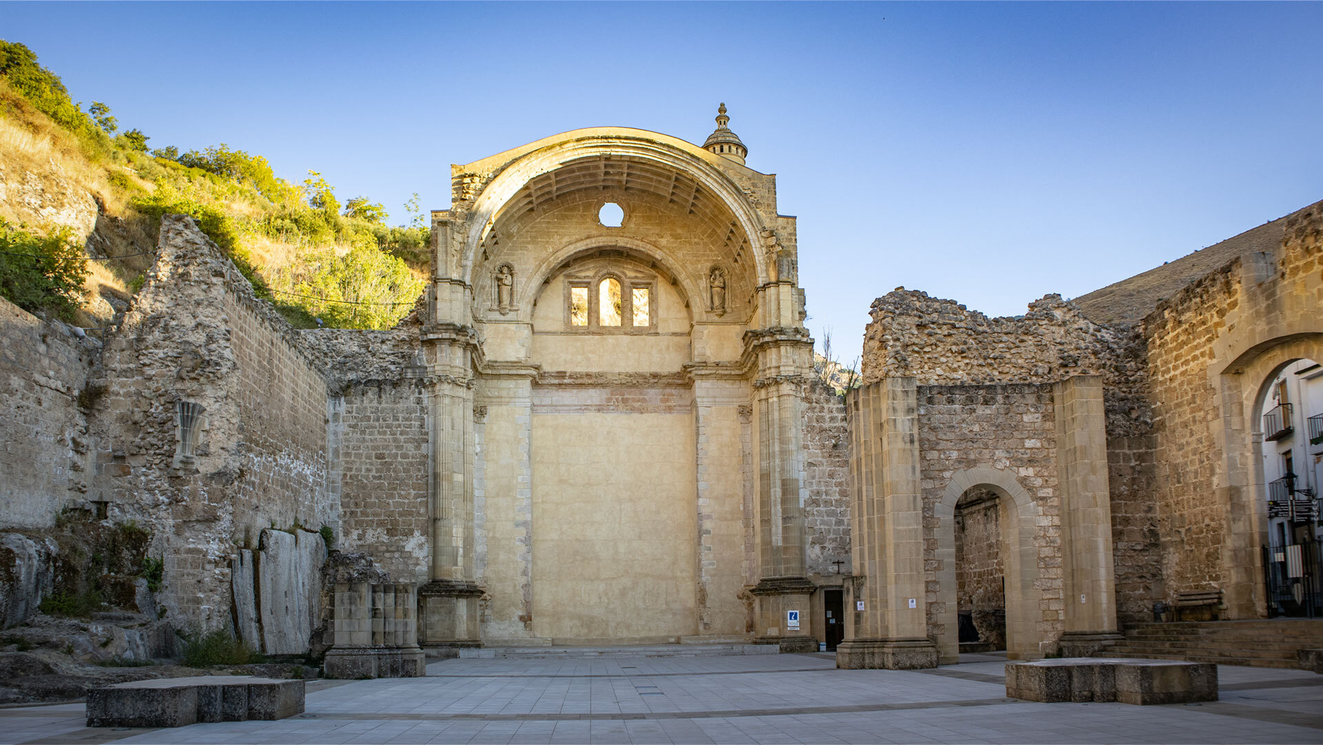 Ruinen der Iglesia de Santa María in Cazorla